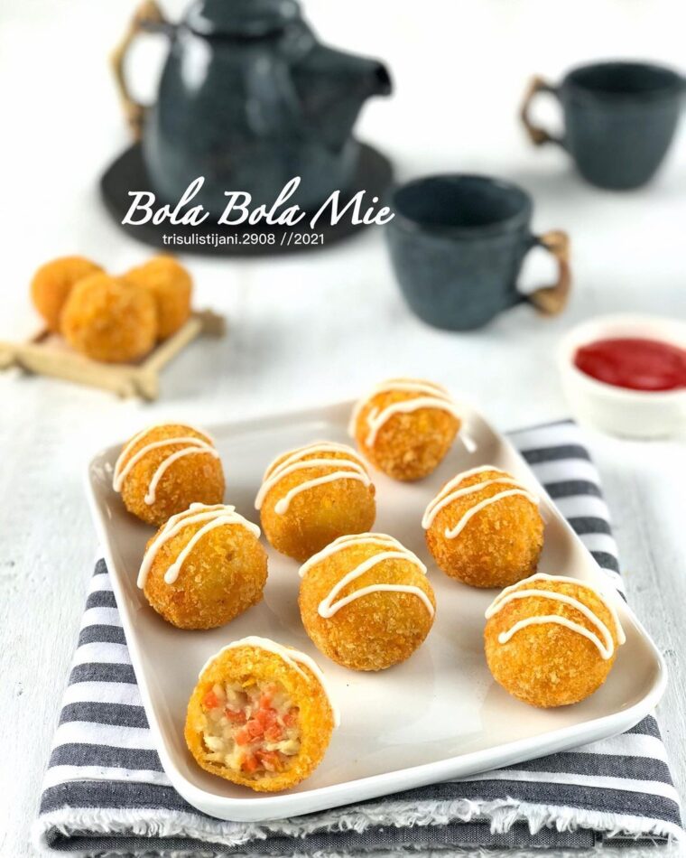 Noodle Balls