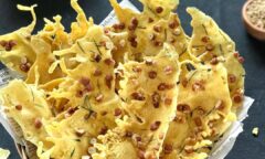 Peanut Crispy Rice Crackers