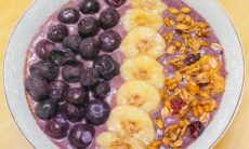 Banana Blueberry Smoothie Bowl