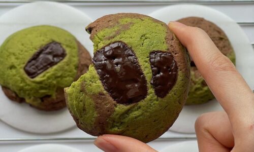 Matcha Chocolate Chip Cookies