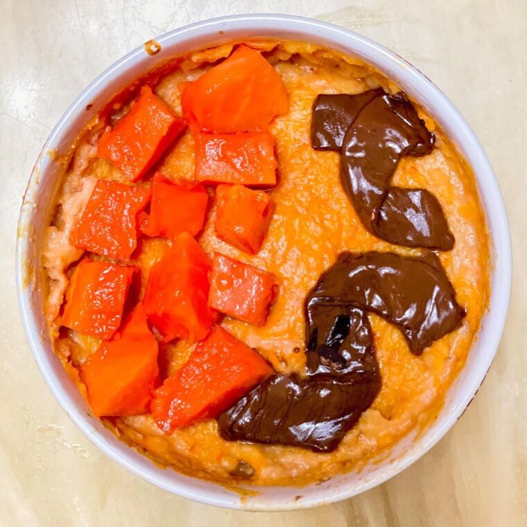 Papaya Chocolate Baked Oats