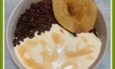 Pouched Pear Choc Oatmeal