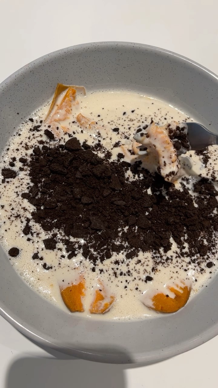 Vegan Cookes & Cream Sweet Potato