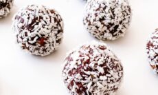 Cacao Date Energy Balls