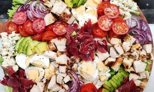 Chicken Cobb Salad - Main Dishes dari Lettuce