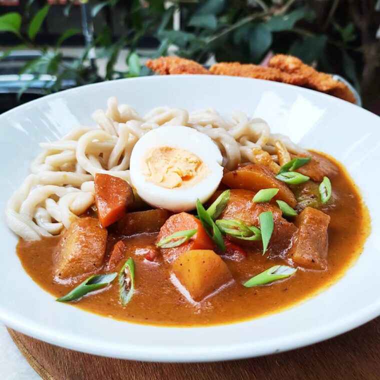 Curry Udon (Kare Udon)