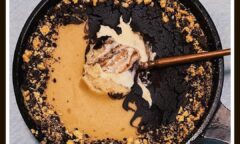 Double Oreo Cheesecake Baked Oats