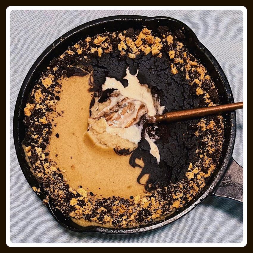 Double Oreo Cheesecake Baked Oats