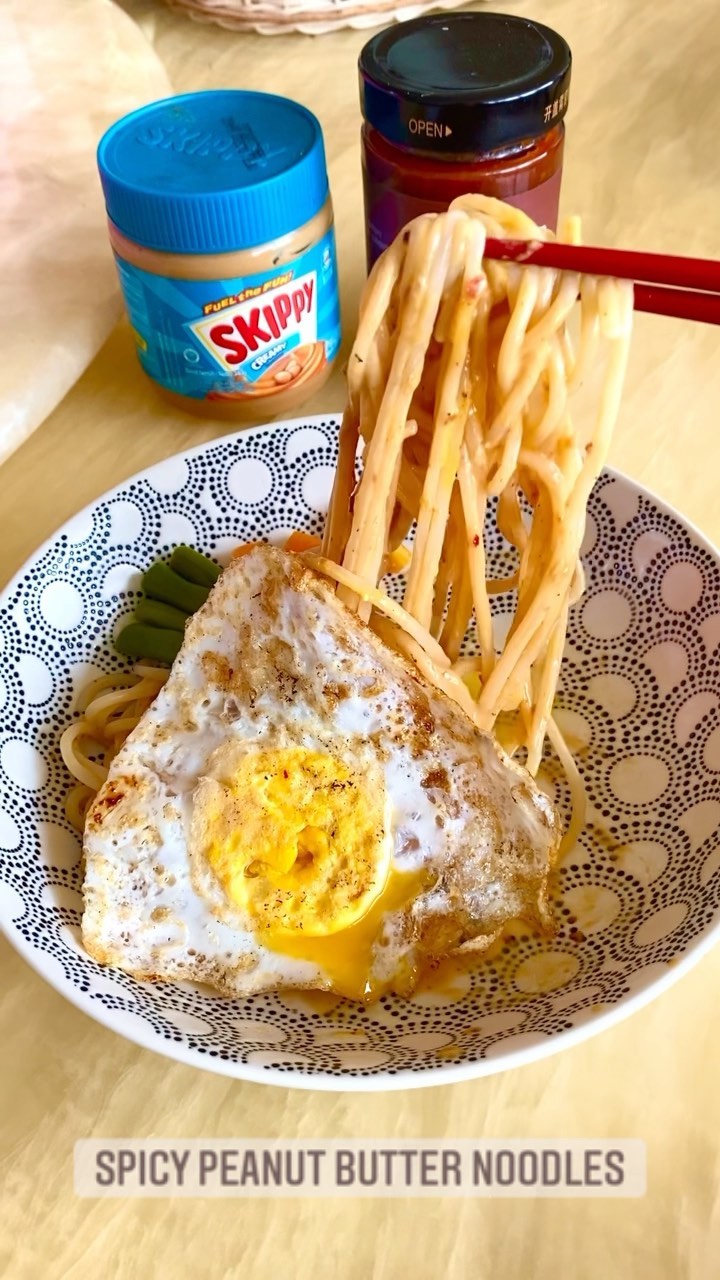 Easy Spicy Peanut Butter Noodles