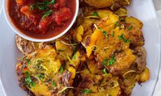 Extra Crispy Smashed Baby Potatoes