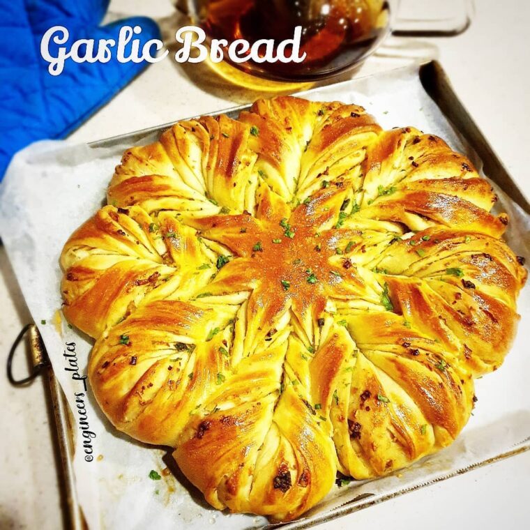 Garlic Bread (Star Bread)