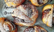Knotted Bread
