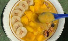 Mango Smoothie Bowl