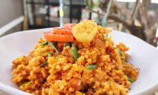 Pırasalı Bulgur Pilavı (Turkish Leek & Bulgur Pilaf)
