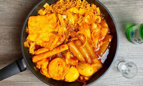 Rabokki (Ramen Rice Cake)