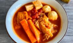 Spicy Tomato Yunnan Rice Noodles