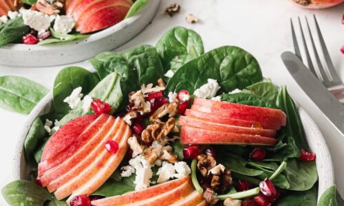 Spinach, Apple, Pomegranate Salad - Main Dishes Recipes dari Apple