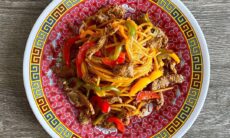 Stir-fry Spaghetti With Beef In Pepper Sauce