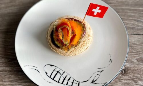 Toast With Salmon On Chocolate-ginger Sauce - Main Dishes dari Chocolate