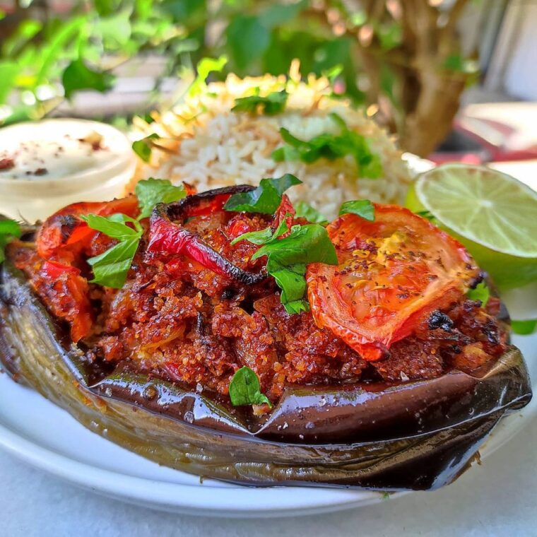 Vegan Karnıyarık (Turkish Stuffed Eggplants)