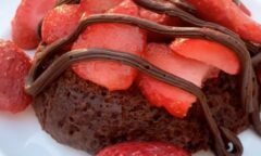 2 Min Chocolate Strawberry Protein Mug Cake