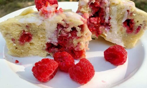 2 Min Lemon Raspberry Streusel Muffin
