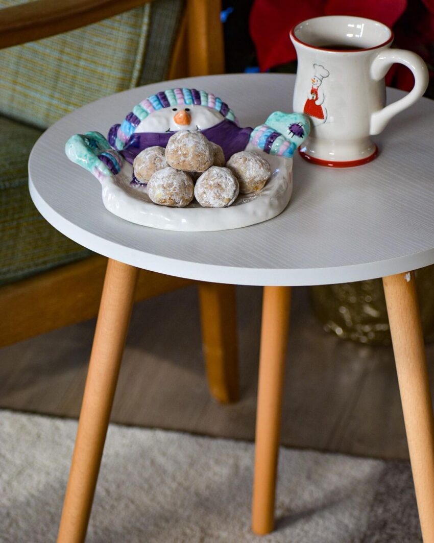 Almond Puffs