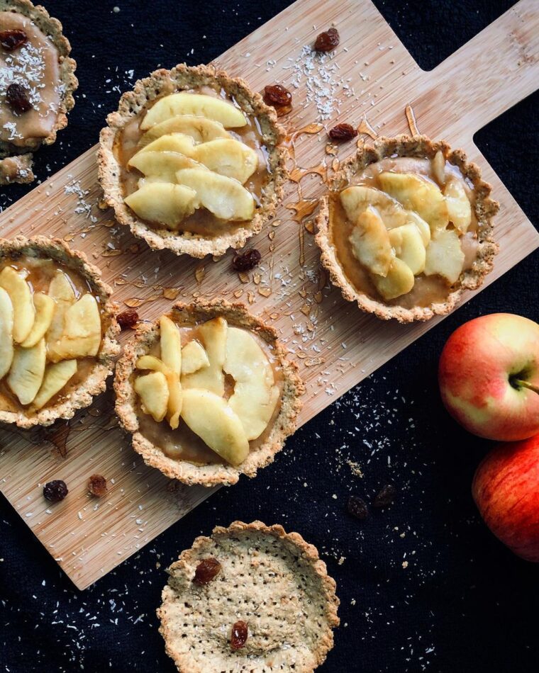 Apple Tart With Oat Crust