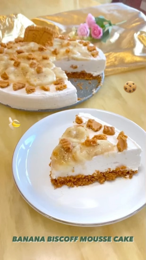 Banana Biscoff Mousse Cake