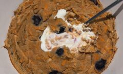 Carrot & Blueberry Cheesecake Baked Oats