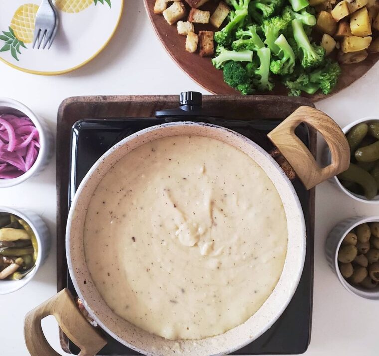 Cheese Fondue (Without Alcohol)