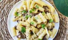 Cheesy Mushroom Rigatoni