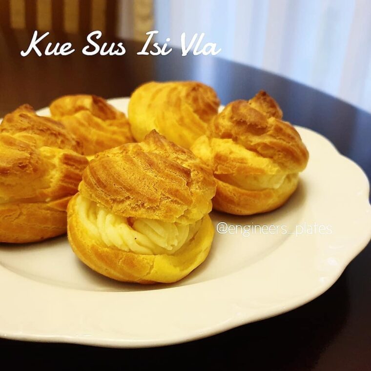 Choux Pastry Filled With Custard