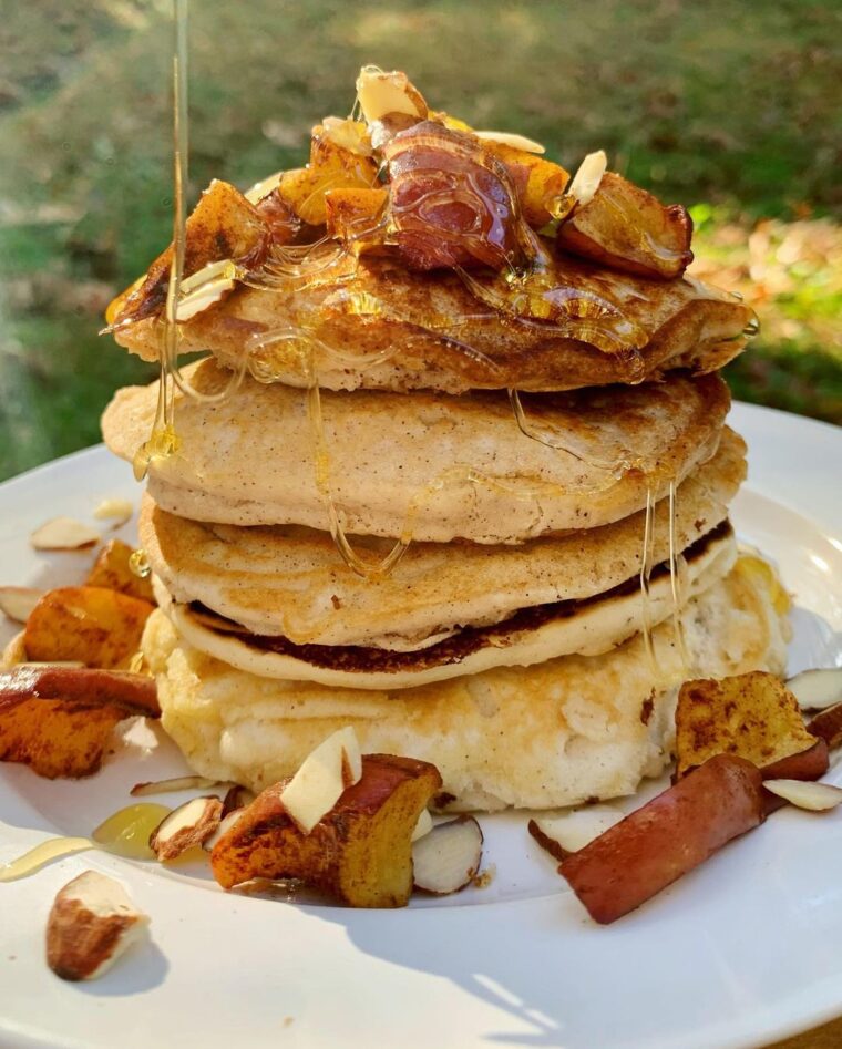 Cinnamon Apple Blender Pancakes
