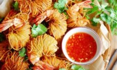 Crispy Noodle Wrapped Prawns