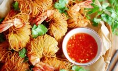 Crispy Noodle Wrapped Prawns