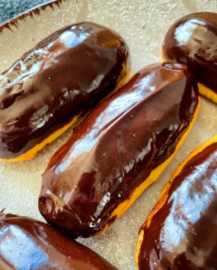 Eclairs