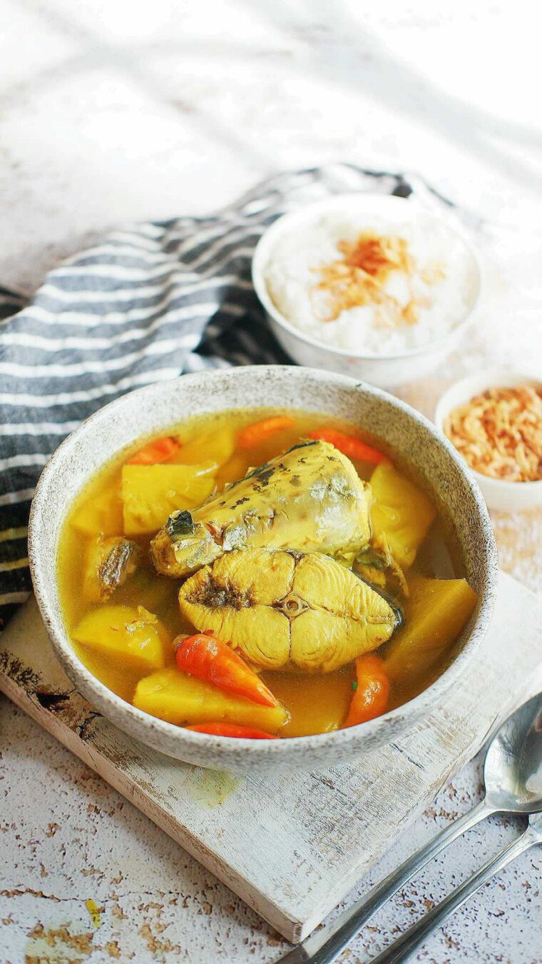 Fish Pineapple Soup