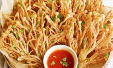 Fried Enoki Mushrooms