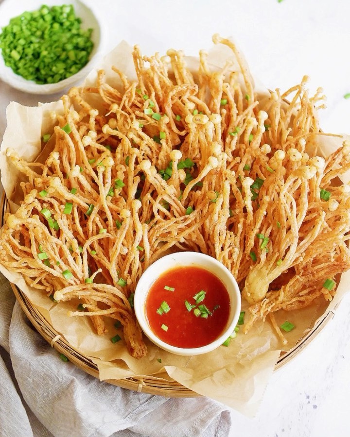 Fried Enoki Mushrooms