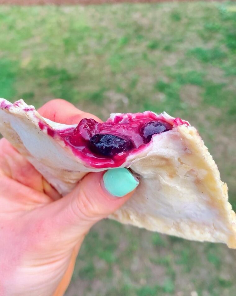 Healthy Pop-tart Fruit Pockets