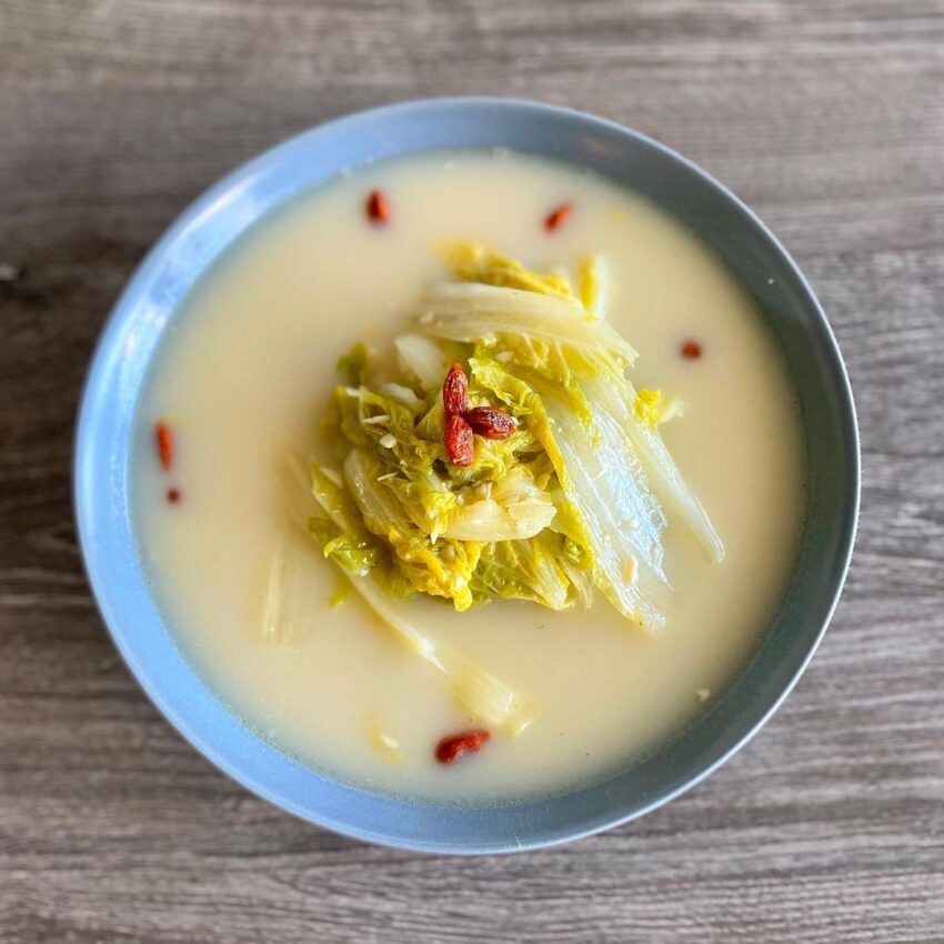 Light Chinese Cabbage With Cream Sauce