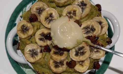 Matcha & Banana Baked Chocolate Chip Pancake Bowl