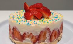 No-bake Strawberry Cheesecake
