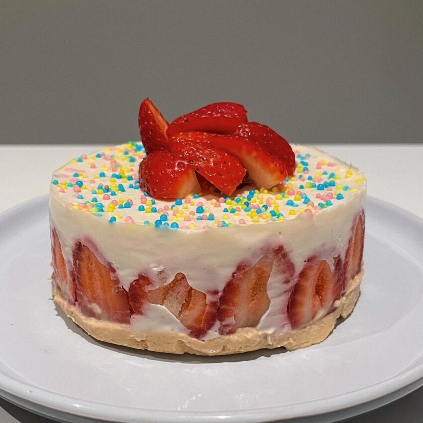 No-bake Strawberry Cheesecake