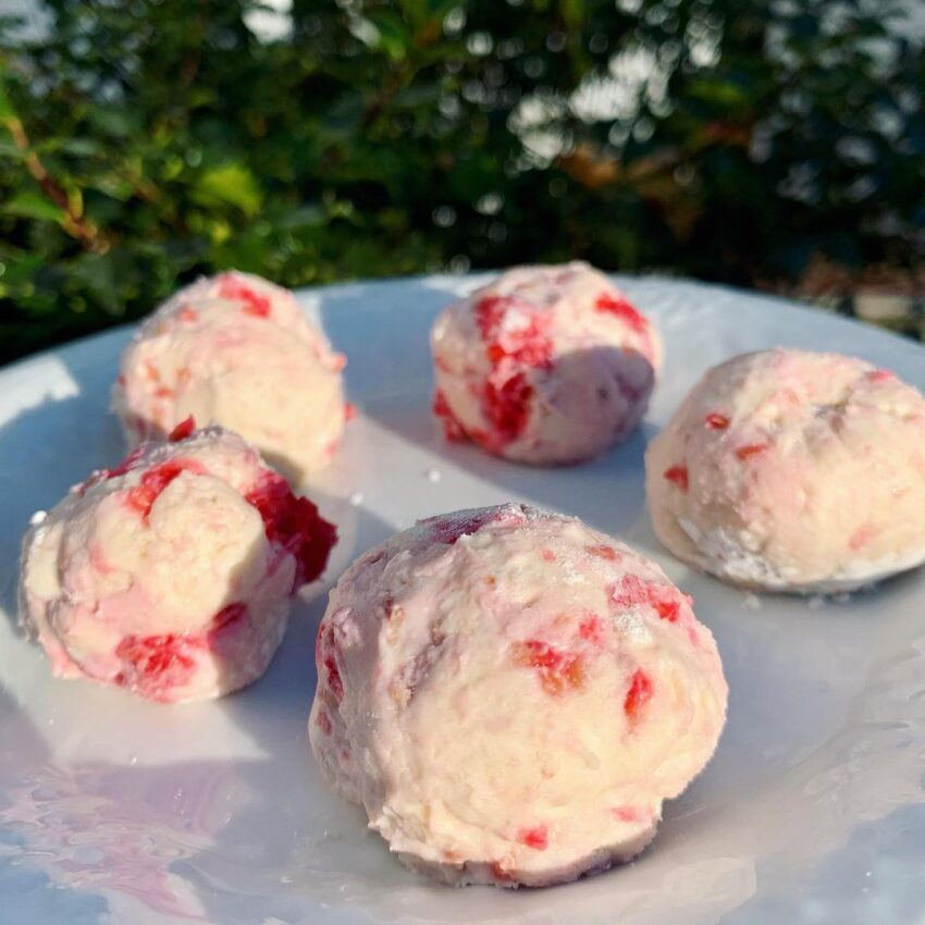 No Bake Strawberry Shortcake Protein Balls