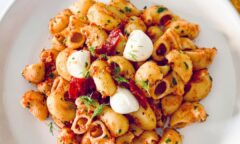 Pasta With Sun-dried Tomato Sauce