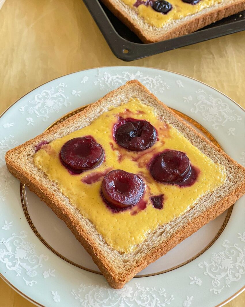 Protein Custard Toasts