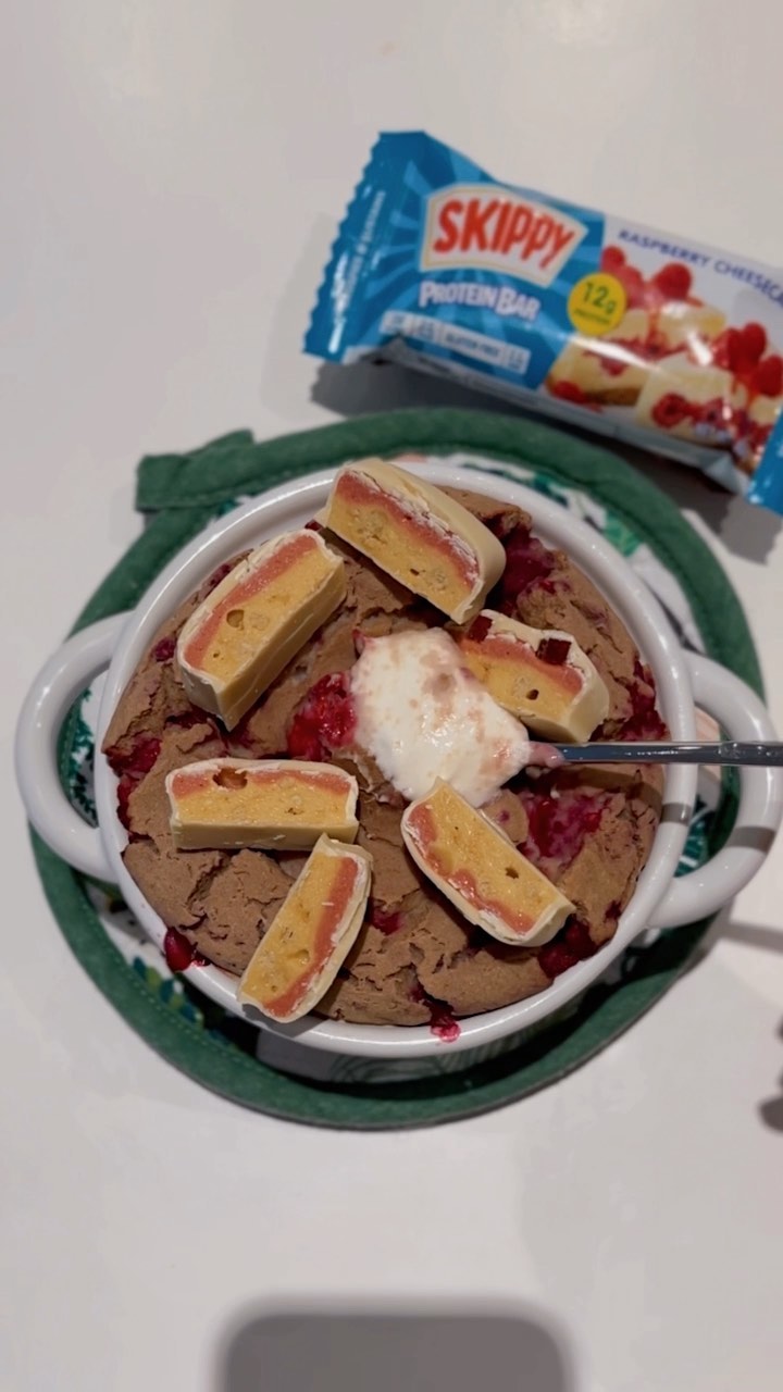 Raspberries Cheesecake Baked Oats