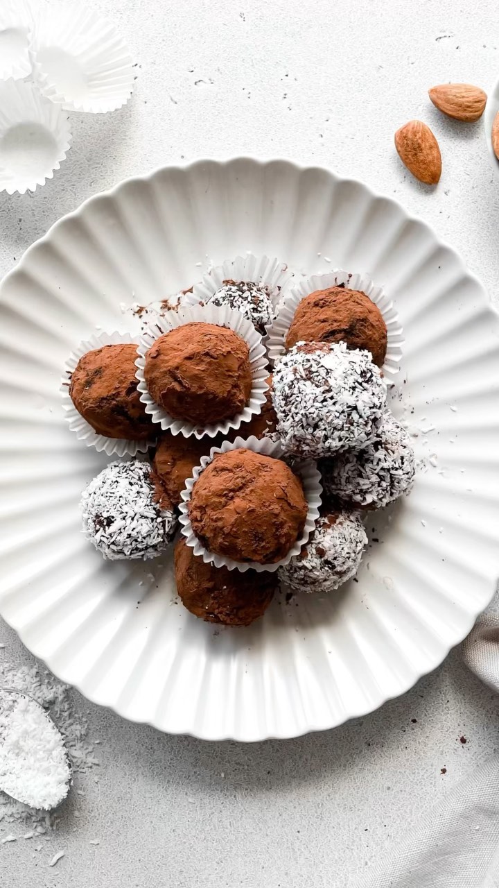 Refined-sugar Free Coconut Bliss Balls